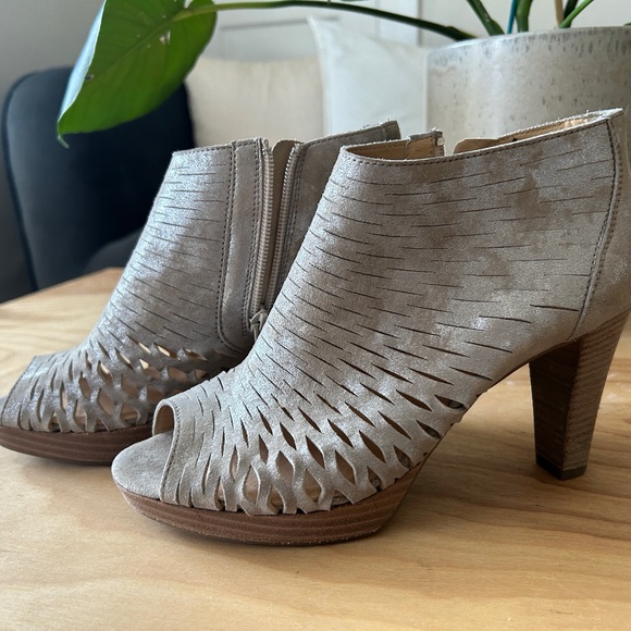 Paul Green Peep Toe Bootie - Picture 2 of 7